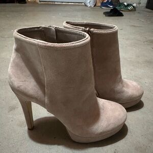Sole Society Taupe Suede Heeled Boots, Size: 7.5